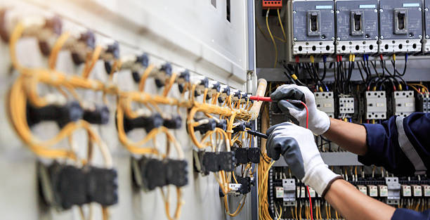 Professional Electrician technician working in Golden Hills, CA